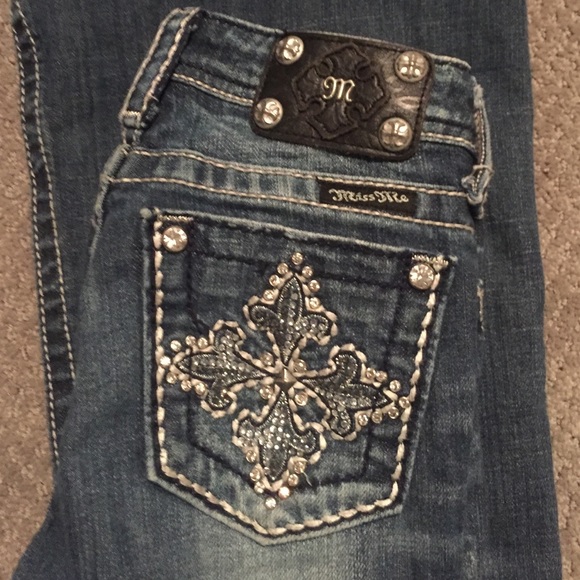 Size 10 Girls Miss Me Jeans. (Flare, medium wash)