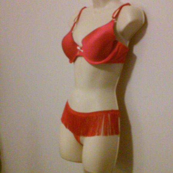 Red HOT 36C bra and fringe thong