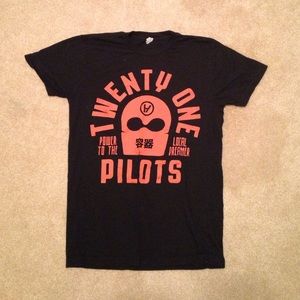 twenty one pilots r-shirt