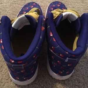 Nike shoes **additional photos***