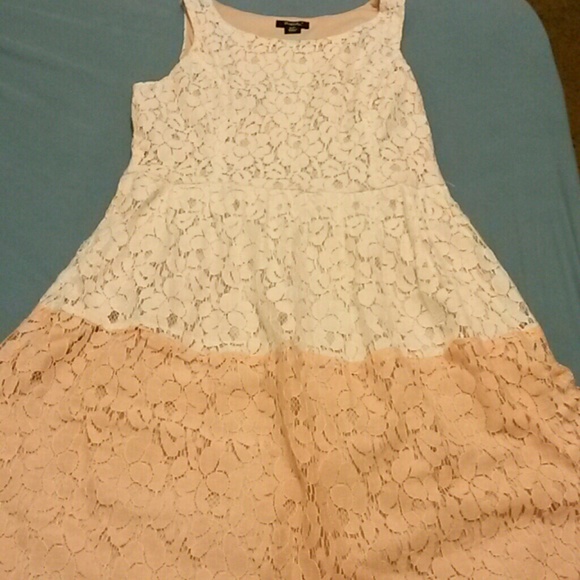 Rhapsody Dresses & Skirts - Cream & Peach Lace Dress