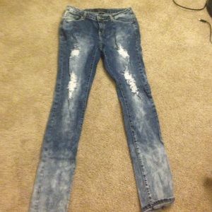 Destroyed denim jeans