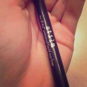 Still Stay All Day Liquid Eyeliner in D.Brown