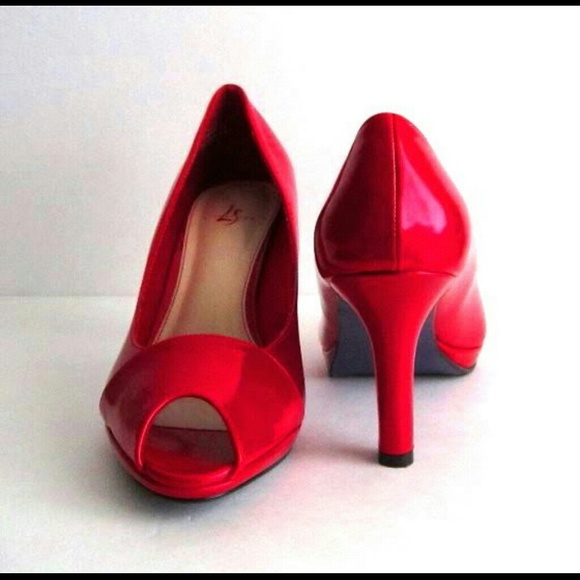 Life Stride Shoes - Shoes Candy Apple Red Life Stride size 9 M