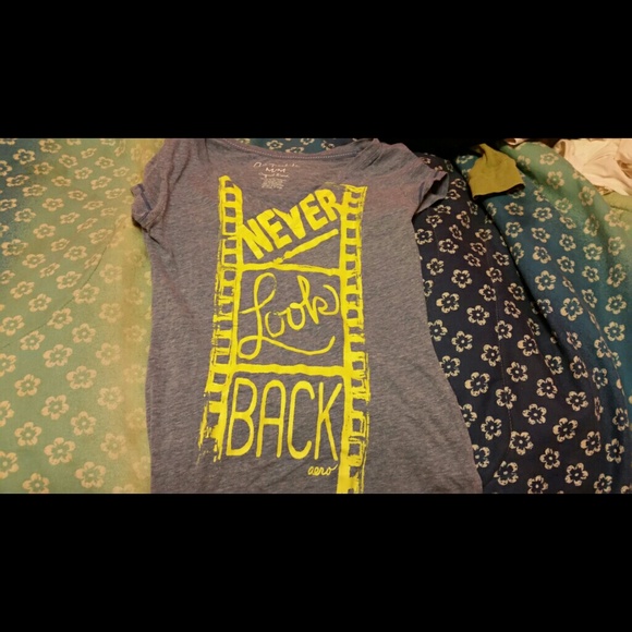 Never look back aeropostle t-shirt!!! ??
