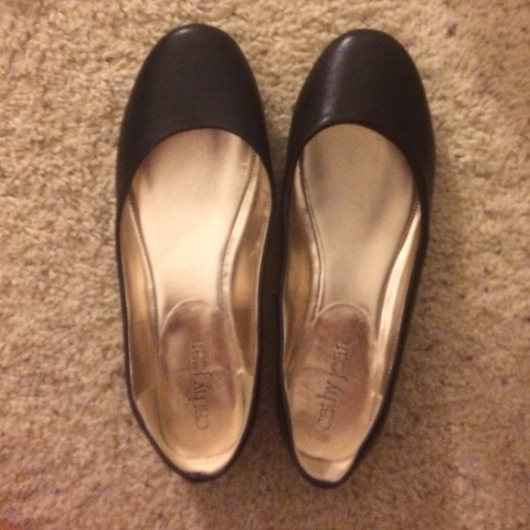Brand new cathy jean black flats 💕