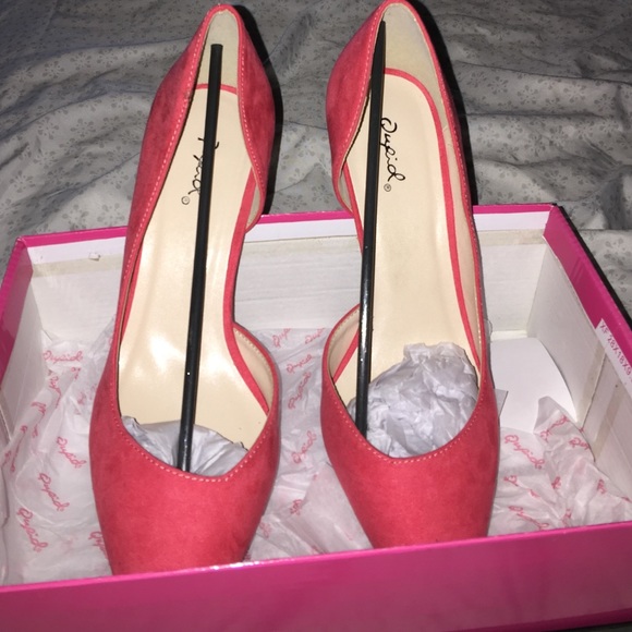 Red raspberry kitten heels - Picture 2 of 4