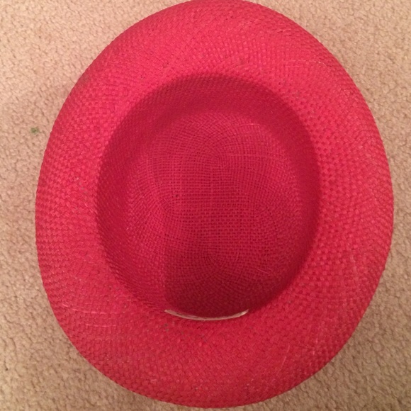 Beach hat - Picture 3 of 3