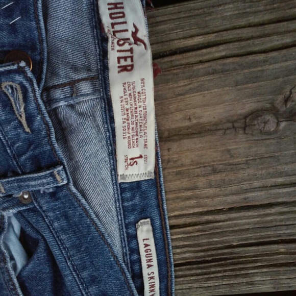 Hollister size 1 jeans - Picture 2 of 4