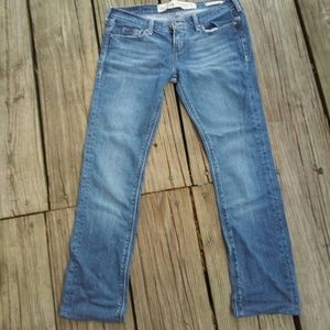 Hollister size 1 jeans