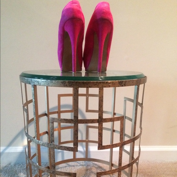 Peep toe platforms - Picture 3 of 3