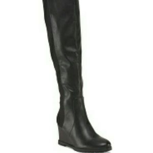 Black Over the knee boot