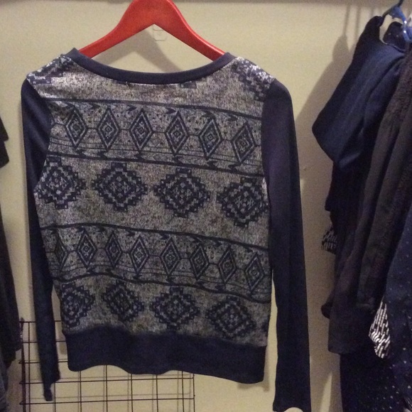 Sweater - Picture 2 of 2