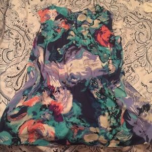 Gorgeous Lightweight Top!!