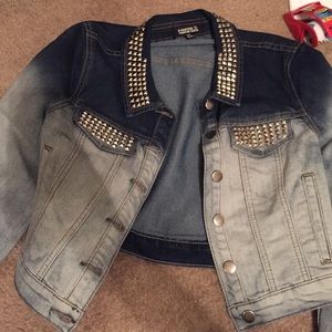 cropped Jean jacket with studs, size L