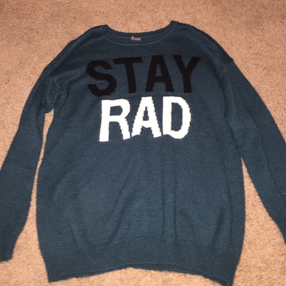 Stay rad oversized sweater