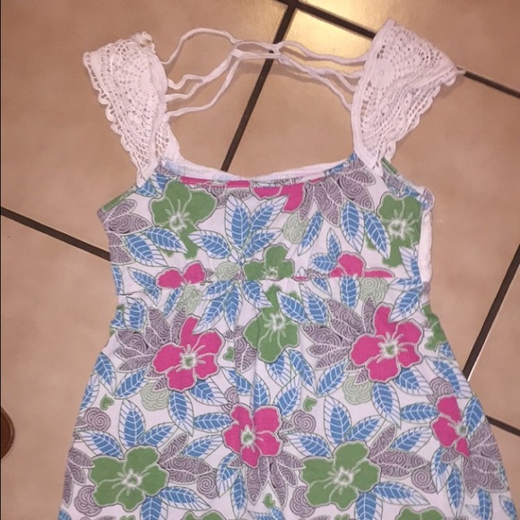Floral top
