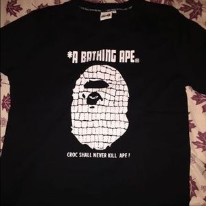 Brand new never worn Bape x locate shirt size XL