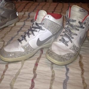 Nike Dunk animal print size 9.5
