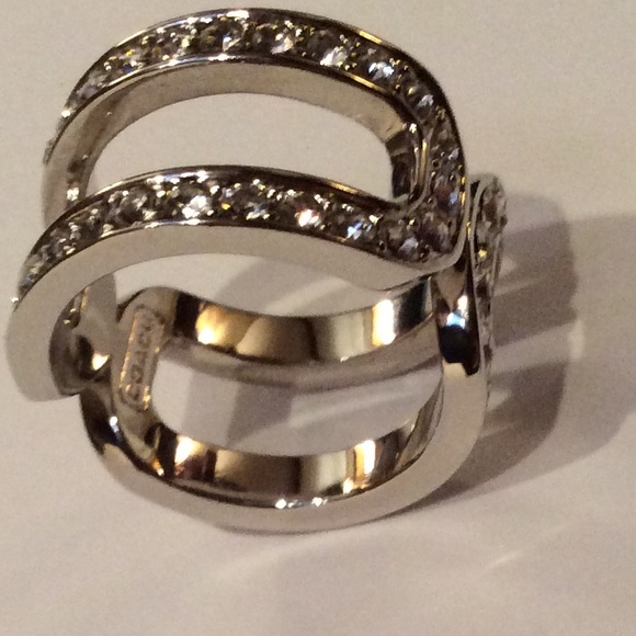 Coach ring. HOST PICK. 8/28💛💛💛👍🏻👍🏻👍🏻🎈🎈 - Picture 2 of 3