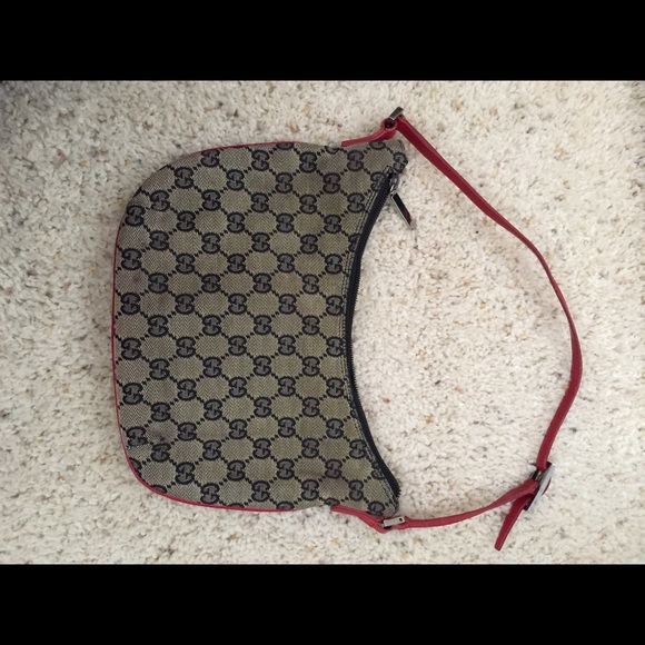 Gucci clutch purse