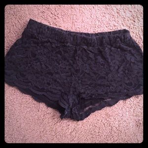 black brandy Melville shorts!