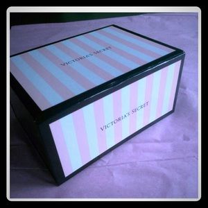 Victoria 💕Secret Gift Box