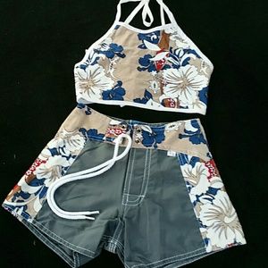 Hawaiian swim set