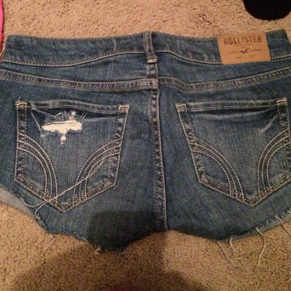 Shorts - Picture 2 of 2