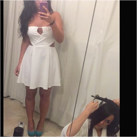 Dress! - Picture 1 of 3