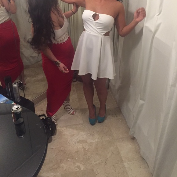 Dress! - Picture 2 of 3