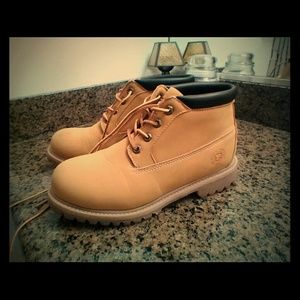 Timberland style combat boots