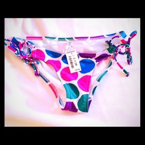 BRAND NEW BIKINI BOTTOM!!