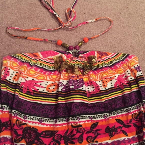 Pink tribal patterned halter - Picture 2 of 4