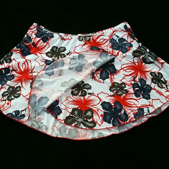 Bikini cover ups - Picture 2 of 3