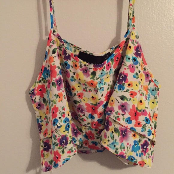 Minkpink wild flower patch crop top - Picture 3 of 4