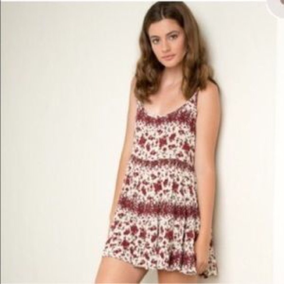 NWT Brandy Melville Jada Dress
