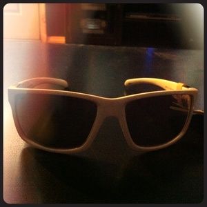 NEW white sunglasses!!