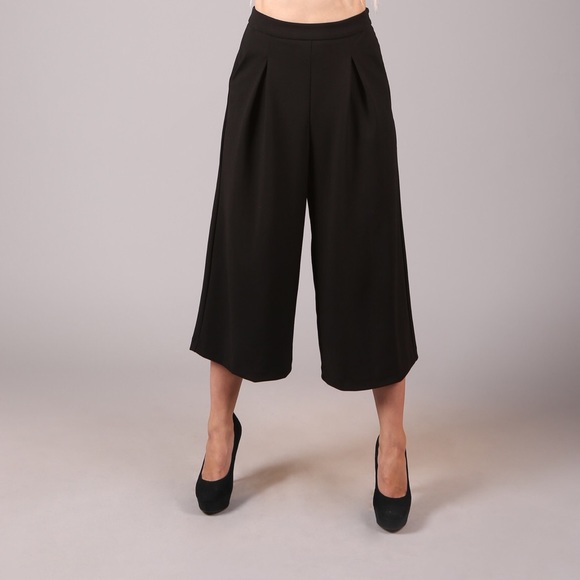 // Wide Leg Pants //