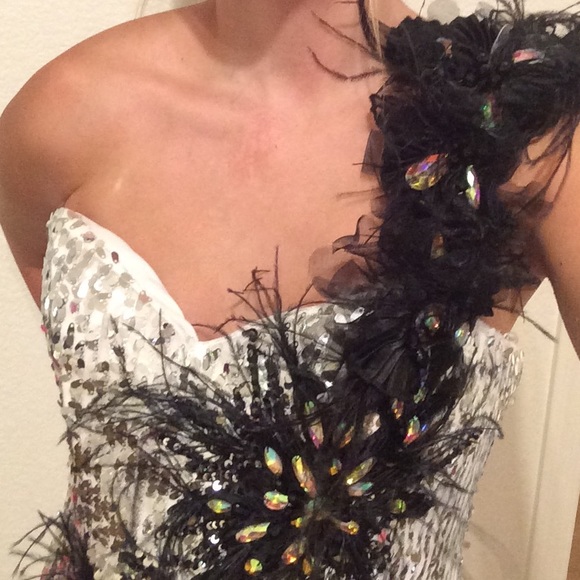 Tony bowls size 12 sequined rhinestones gown