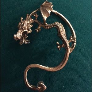 Dragon ear cuff! 🐉🐲
