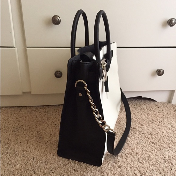 SOLD Michael kors Hamilton bag - Picture 2 of 4