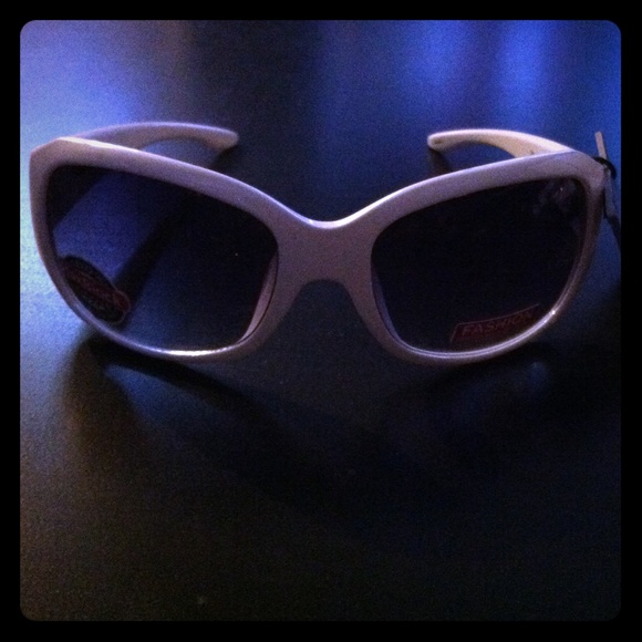 Foster Grant white sunglasses