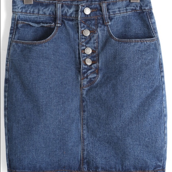 ROMWE FASHION NWT jean skirt small