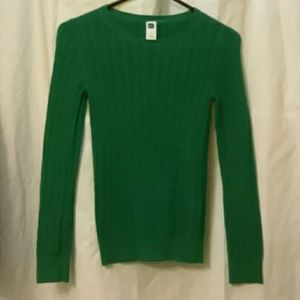 Gap sweater