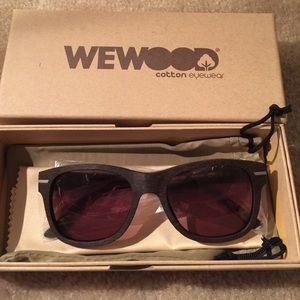 😎WEWOOD Brand Sunglasses!🔥NEW with Box & Case
