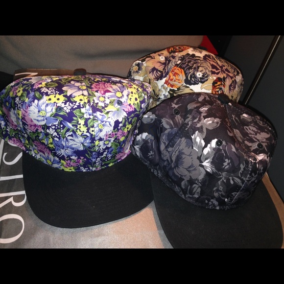 3 Pack floral print Hats