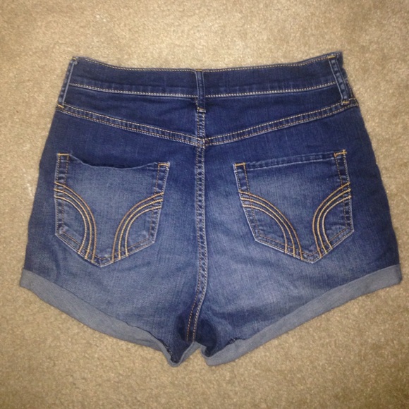 Hollister Natural Waist Shorts - Picture 2 of 4