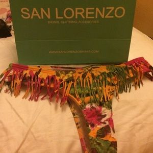 San Lorenzo bathing suit very cheap sadly dont fit