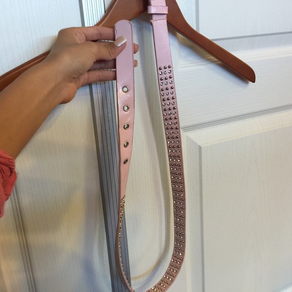 Light pink diamond studded belt - Picture 1 of 2